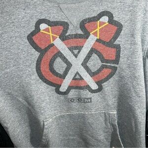Vintage CCM Chicago Blackhawks XL crewneck #Y2K #NHL